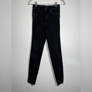 We the Free black fray ankle hem Skinny Jeans size 25